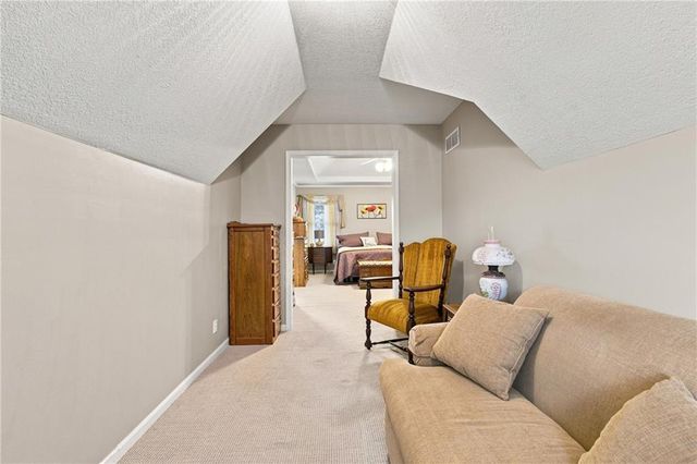 7907 NW 76th Terrace, Kansas City, MO 64152