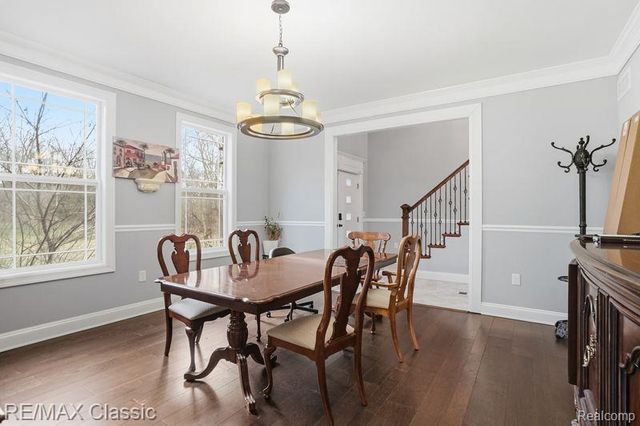 9027 Salem Farms Drive, South Lyon, MI 48178