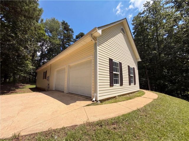 222 Lazy Water Drive, Dallas, GA 30157