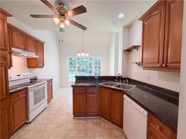 222 Lazy Water Drive, Dallas, GA 30157