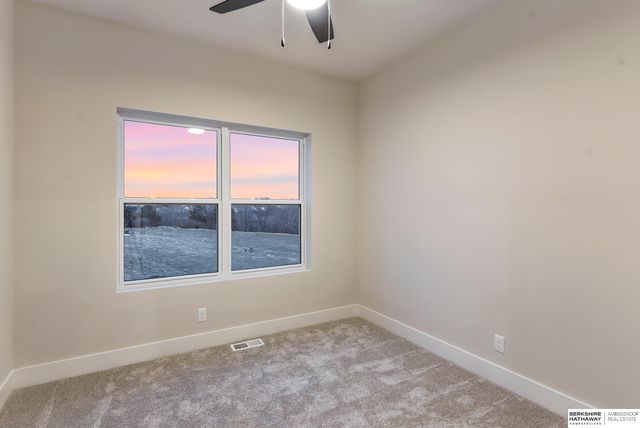 5117 S 198 Avenue, Omaha, NE 68135