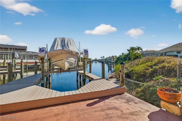 3815 Surfside BLVD, Cape Coral, FL 33914