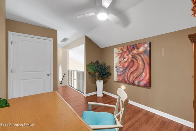 10111 Spruce Grove Dr, Jeffersontown, KY 40299