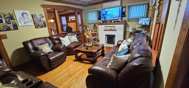 169 E 6th St 1, Clifton City, NJ 07011