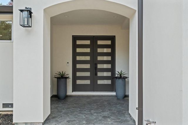 38 Bishop Lane, Menlo Park, CA 94025