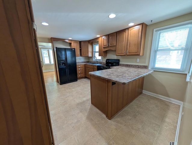 421 N Lincoln STREET, Elkhorn, WI 53121