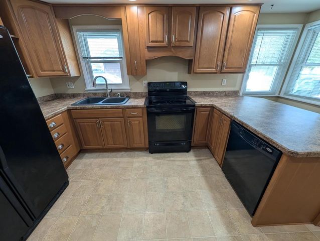 421 N Lincoln STREET, Elkhorn, WI 53121