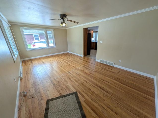 421 N Lincoln STREET, Elkhorn, WI 53121