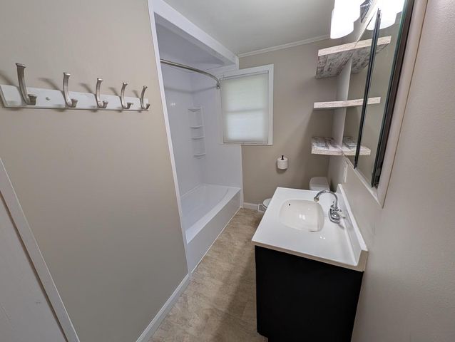 421 N Lincoln STREET, Elkhorn, WI 53121