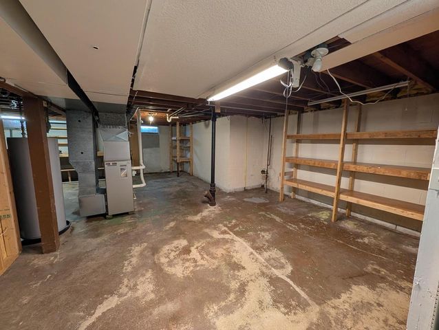 421 N Lincoln STREET, Elkhorn, WI 53121