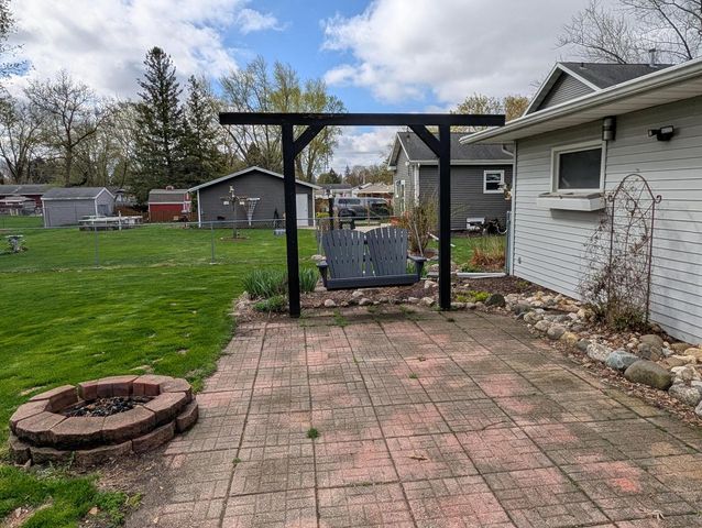 421 N Lincoln STREET, Elkhorn, WI 53121