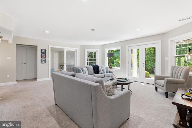 130 ARUNDEL BEACH RD, Severna Park, MD 21146