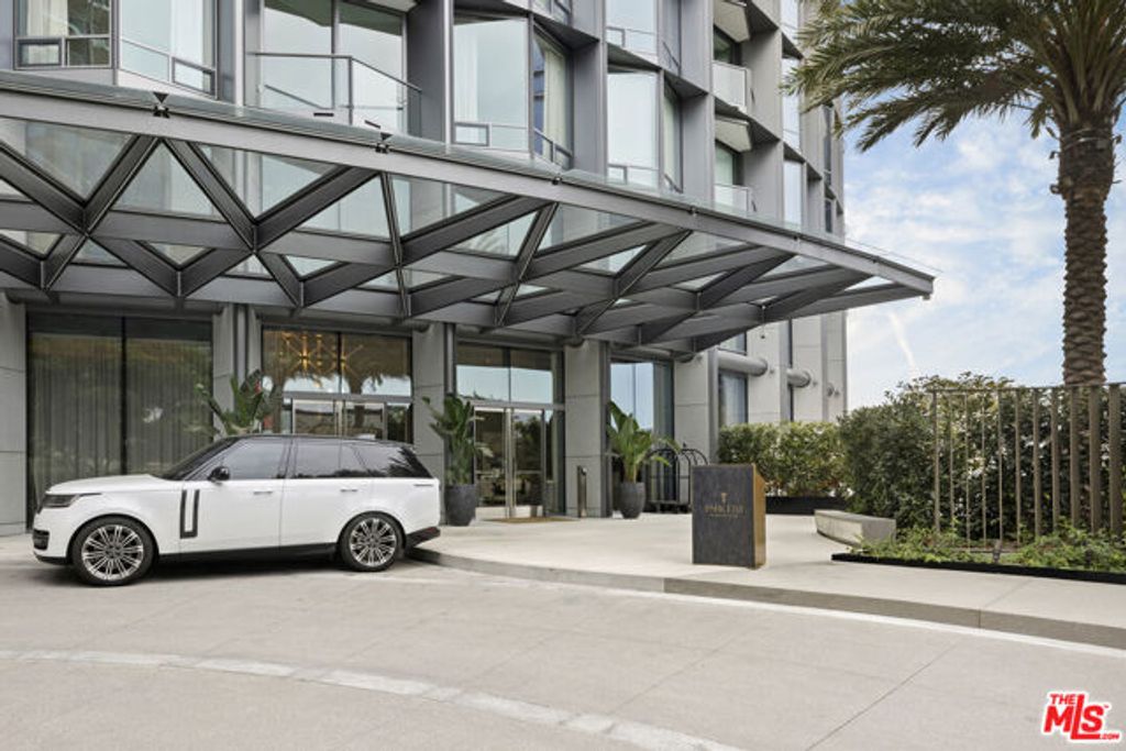 211 W Elm Court 9E, Los Angeles, CA 90067