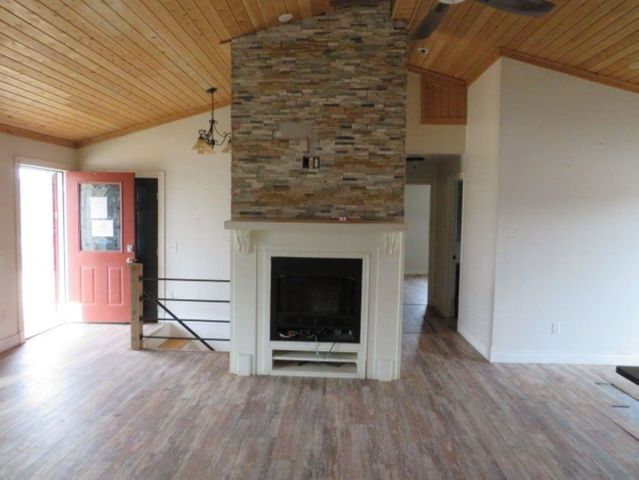 7021 Vermont Route 100, Troy, VT 05868