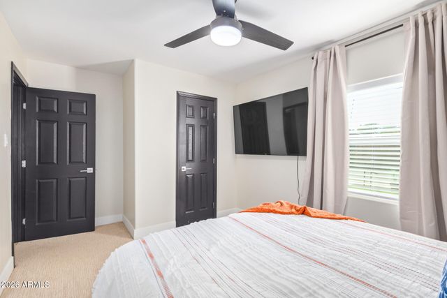 386 W FAIRVIEW Street, Chandler, AZ 85225