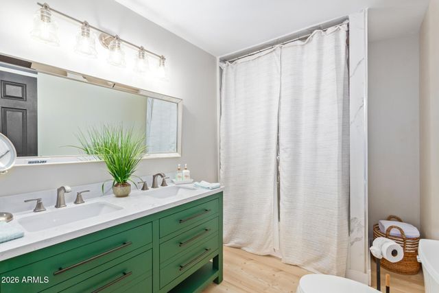 386 W FAIRVIEW Street, Chandler, AZ 85225