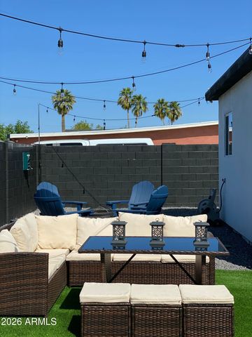 386 W FAIRVIEW Street, Chandler, AZ 85225