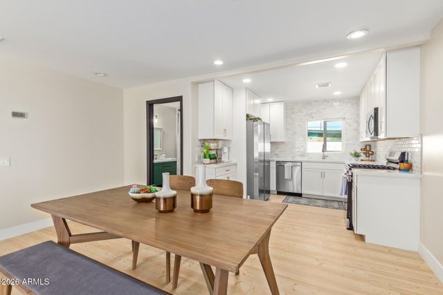 386 W FAIRVIEW Street, Chandler, AZ 85225