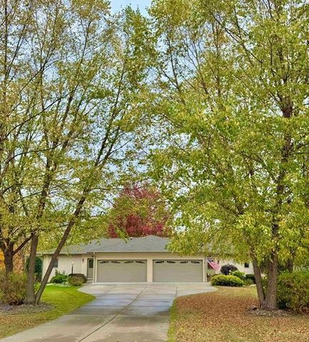 1242 Springbrook Drive, Baraboo, WI 53913
