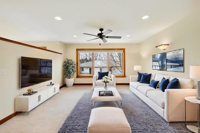 1242 Springbrook Drive, Baraboo, WI 53913