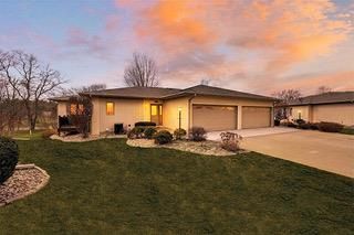 1242 Springbrook Drive, Baraboo, WI 53913