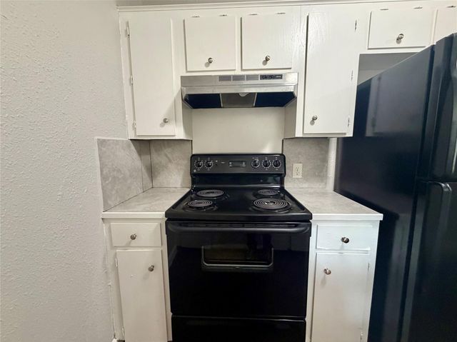 4827 Pine Avenue A, Pasadena, TX 77503