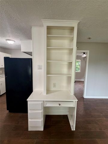 4827 Pine Avenue A, Pasadena, TX 77503
