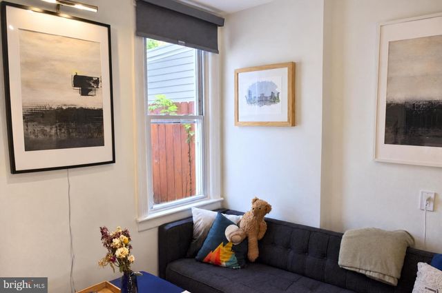 749 KENYON ST NW, Washington, DC 20010