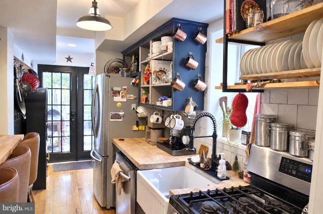 749 KENYON ST NW, Washington, DC 20010
