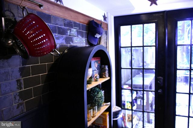 749 KENYON ST NW, Washington, DC 20010