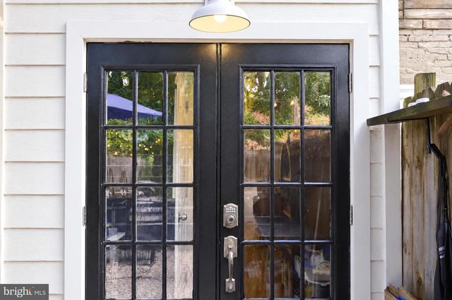 749 KENYON ST NW, Washington, DC 20010