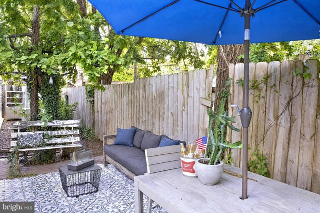 749 KENYON ST NW, Washington, DC 20010