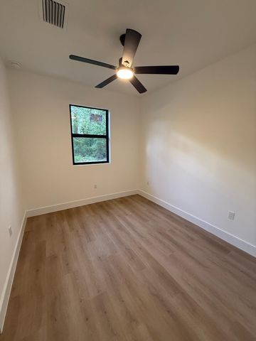 1034 E Alcalde St Street E, Lehigh Acres, FL 33974