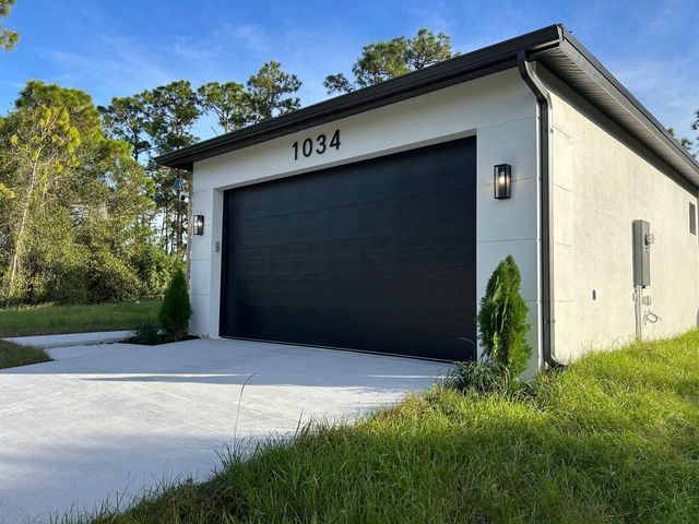 1034 E Alcalde St Street E, Lehigh Acres, FL 33974