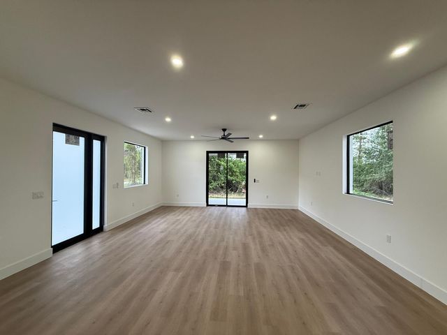 1034 E Alcalde St Street E, Lehigh Acres, FL 33974
