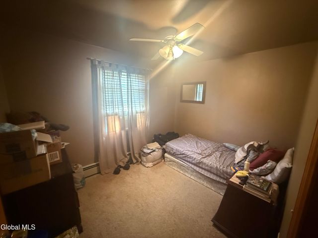 17 Dorchester Drive, Stillwater, NY 12170