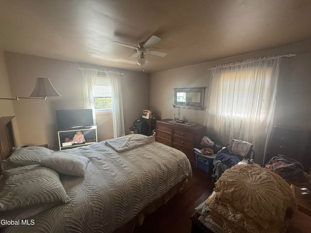 17 Dorchester Drive, Stillwater, NY 12170