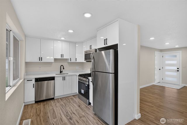24205 193rd Avenue SE, Covington, WA 98042