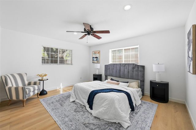 1711 Essex Avenue, Dallas, TX 75203