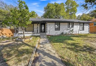 1711 Essex Avenue, Dallas, TX 75203