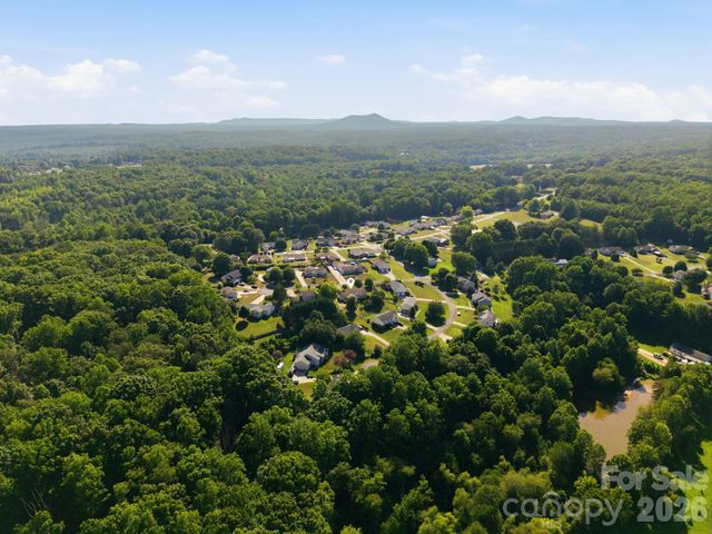 3842 Serenity Drive, Hickory, NC 28602