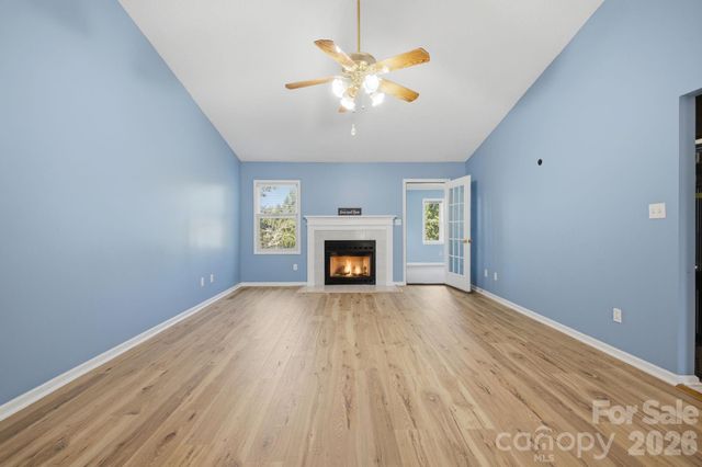 3842 Serenity Drive, Hickory, NC 28602