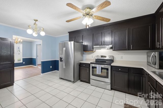 3842 Serenity Drive, Hickory, NC 28602