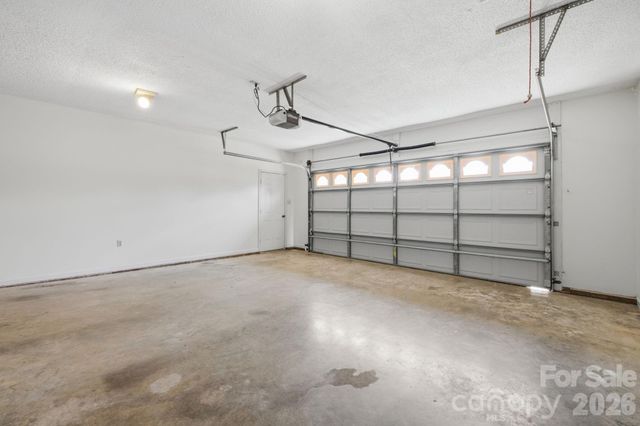 3842 Serenity Drive, Hickory, NC 28602