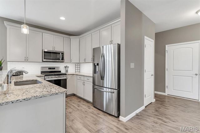 405 Copperfield Court, St Charles, MO 63301