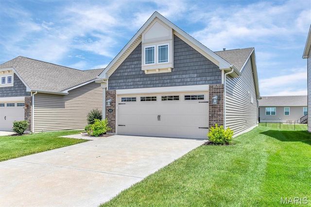 405 Copperfield Court, St Charles, MO 63301
