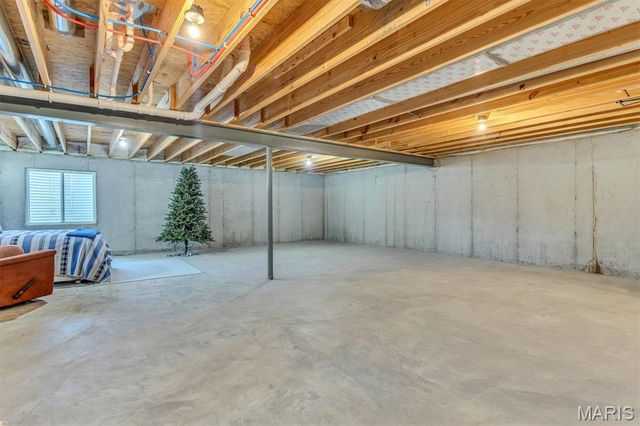 405 Copperfield Court, St Charles, MO 63301