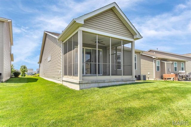 405 Copperfield Court, St Charles, MO 63301