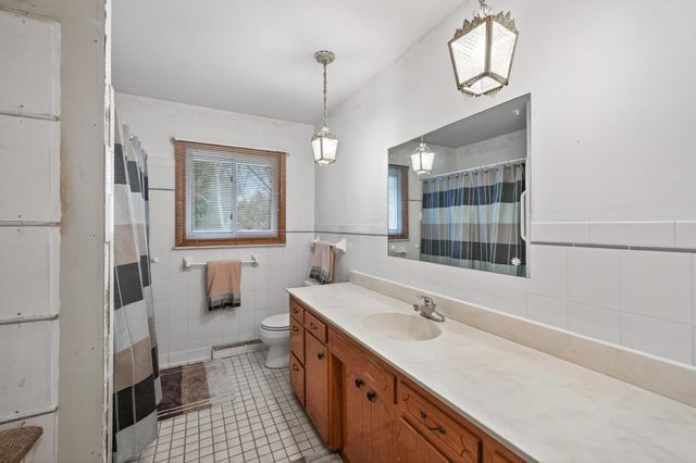 13563 Eidelweiss Street NW, Andover, MN 55304