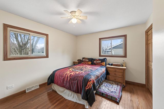 13563 Eidelweiss Street NW, Andover, MN 55304